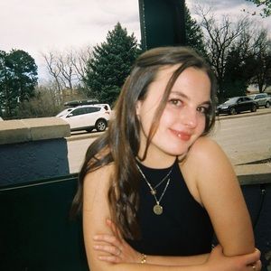 Meet your Posher, Alex